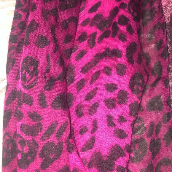 Scarves - Picture 2 of 4